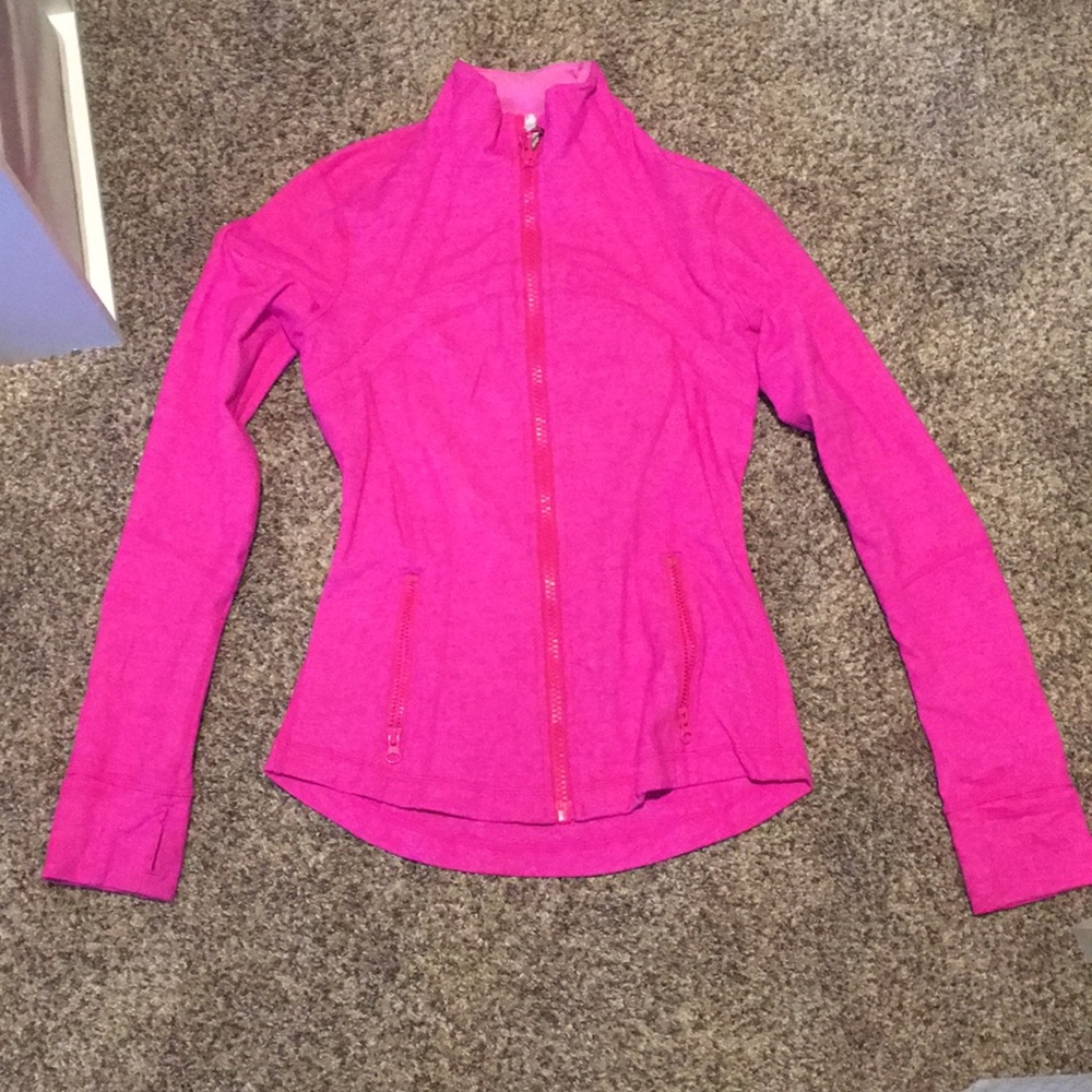 LAST CHANCE Great condition Pink Lululemon zip up
